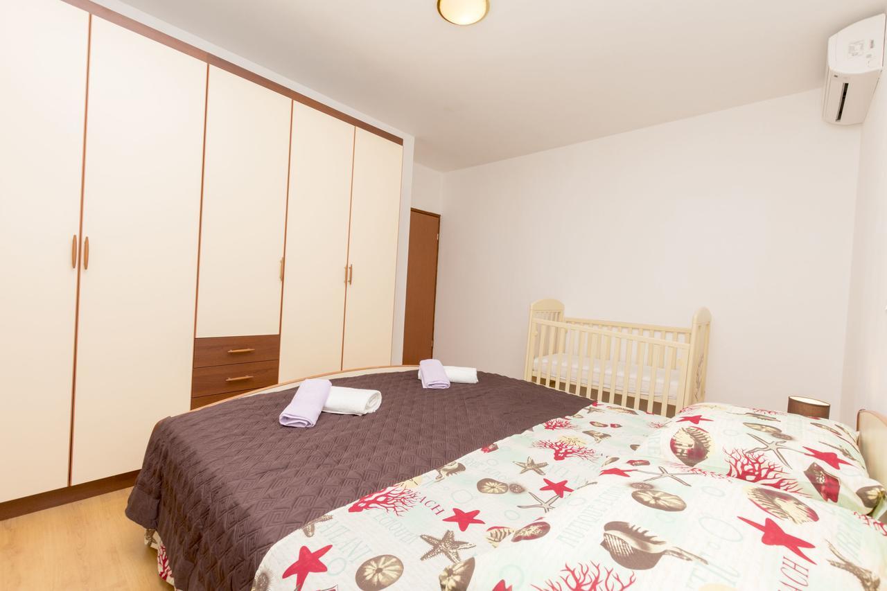 Apartment Petea Омиш Экстерьер фото